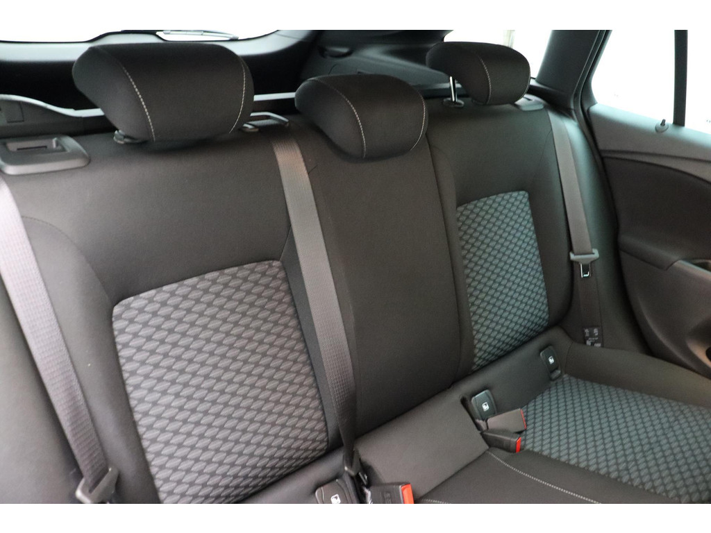 Opel Astra (R545TF) met abonnement