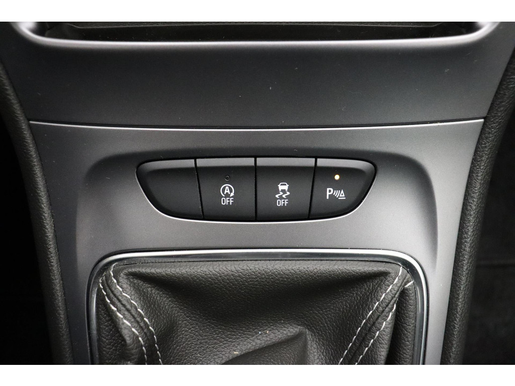 Opel Astra (R545TF) met abonnement