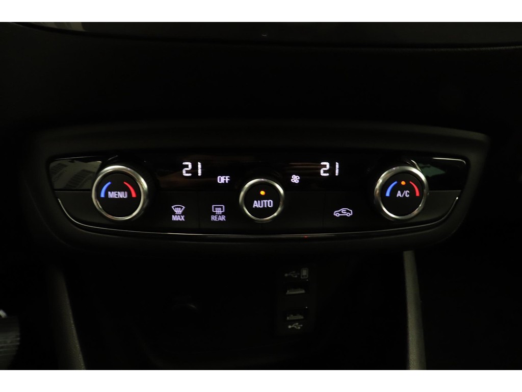 Opel Crossland (P146NX) met abonnement