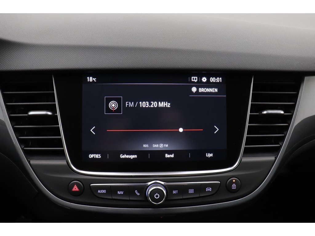 Opel Crossland (P146NX) met abonnement