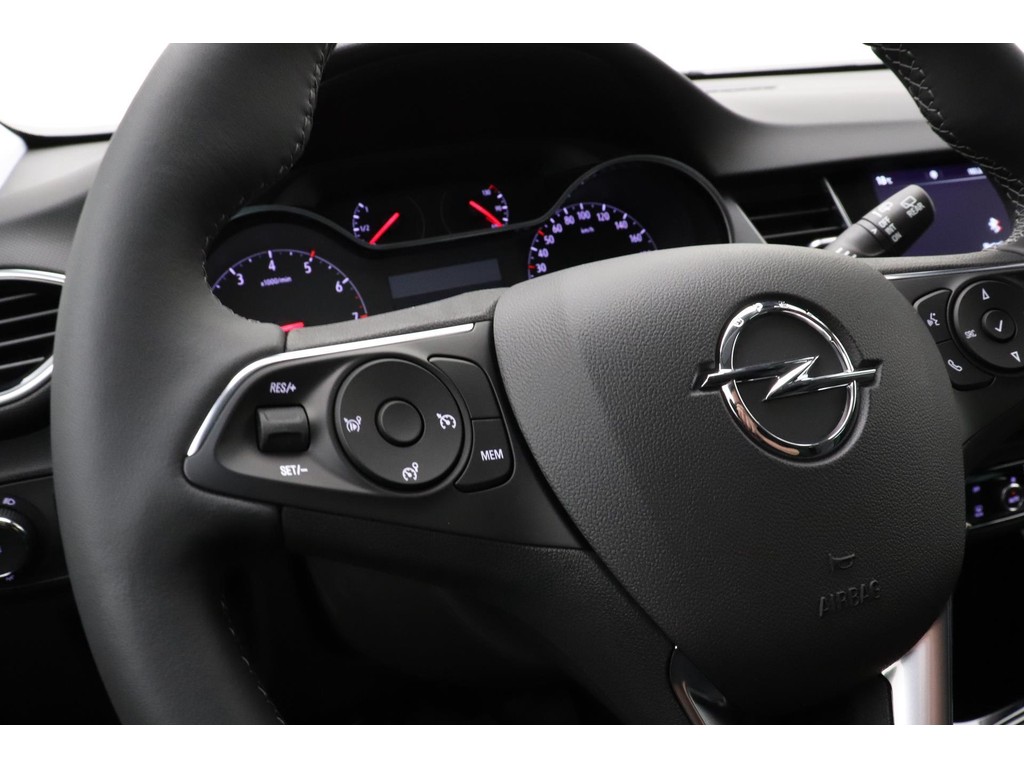Opel Crossland (P146NX) met abonnement