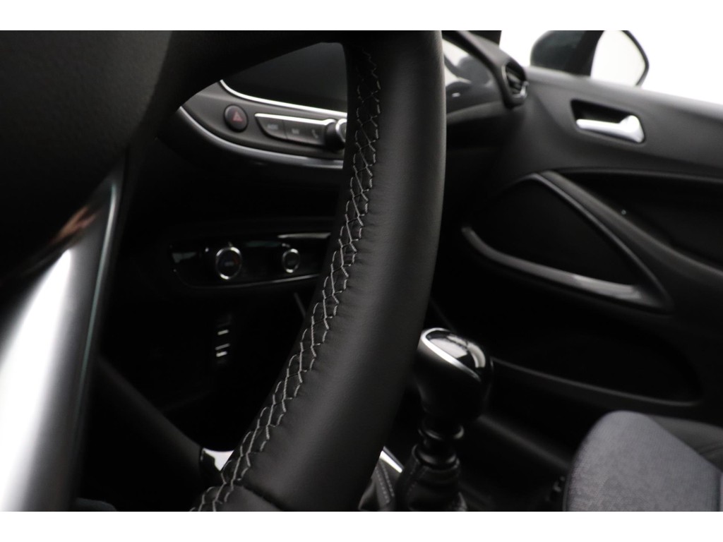 Opel Crossland (P146NX) met abonnement