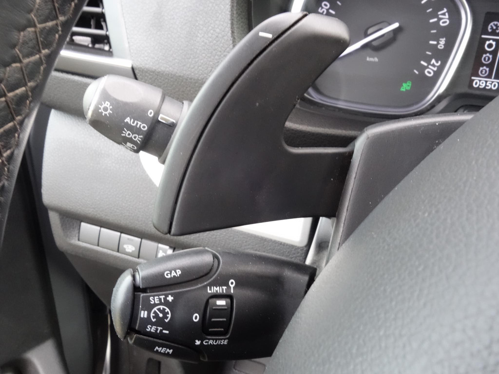 Peugeot Expert (VHB24X) met abonnement