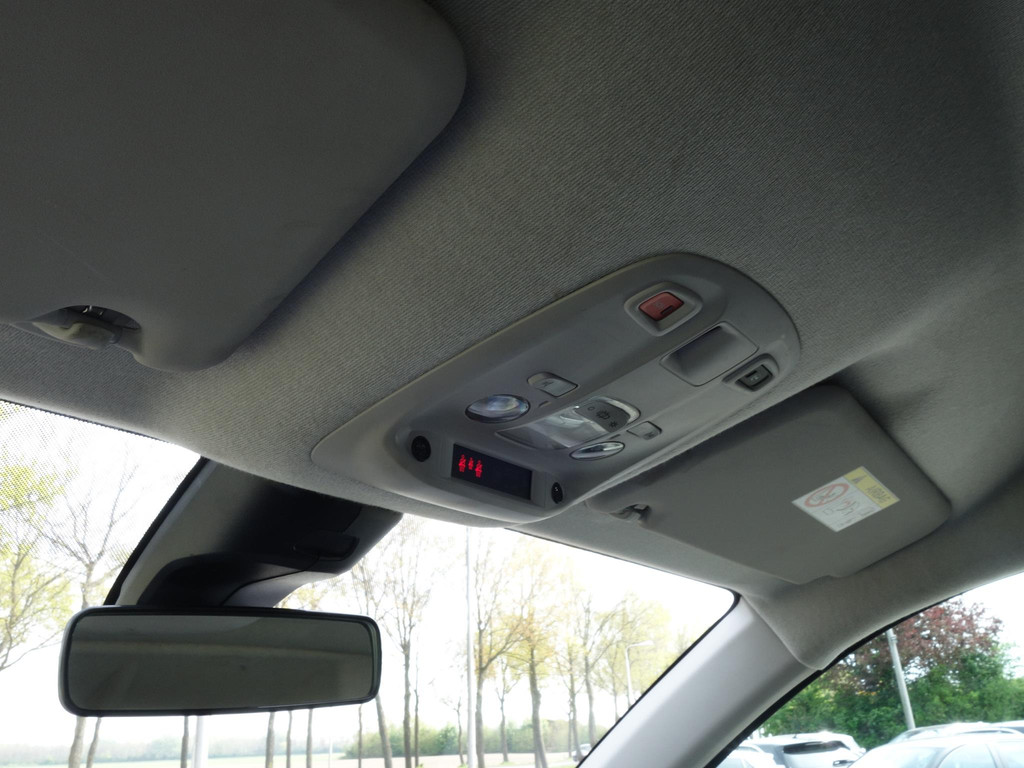 Peugeot Expert (VHB24X) met abonnement