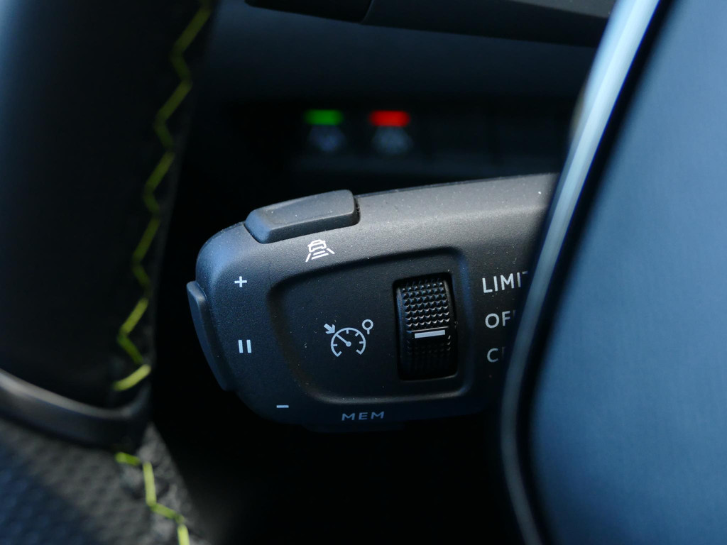 Peugeot e-208 (R380VZ) met abonnement