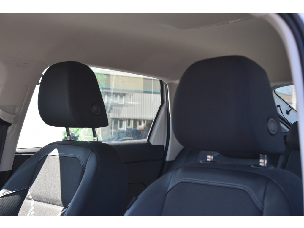 Volkswagen Taigo (R800KN) met abonnement