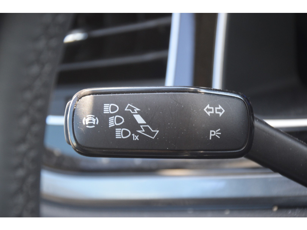 Volkswagen Taigo (R800KN) met abonnement