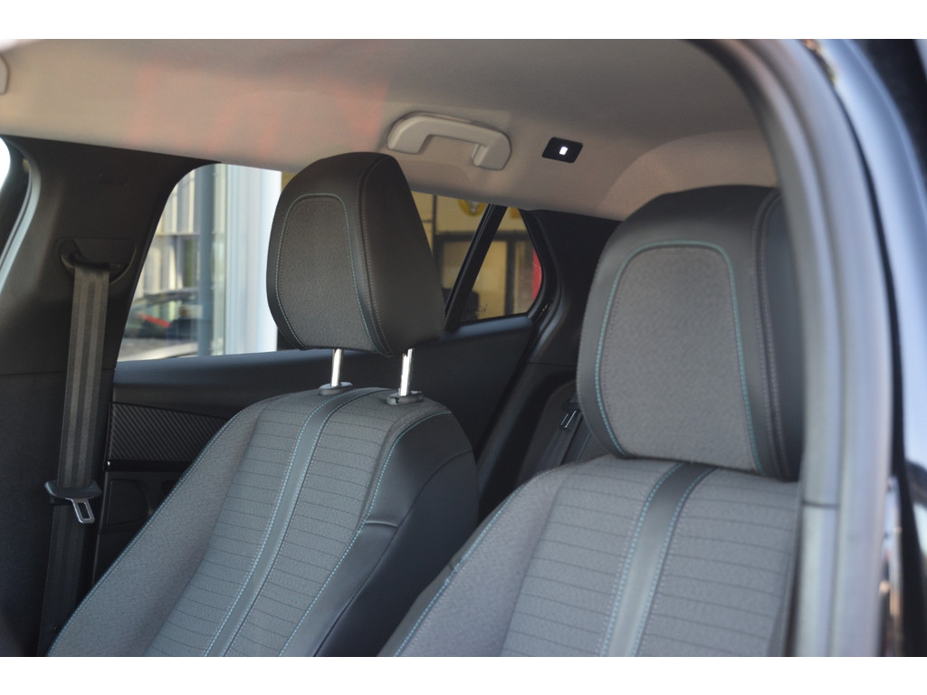 Peugeot 2008 (S464XF) met abonnement