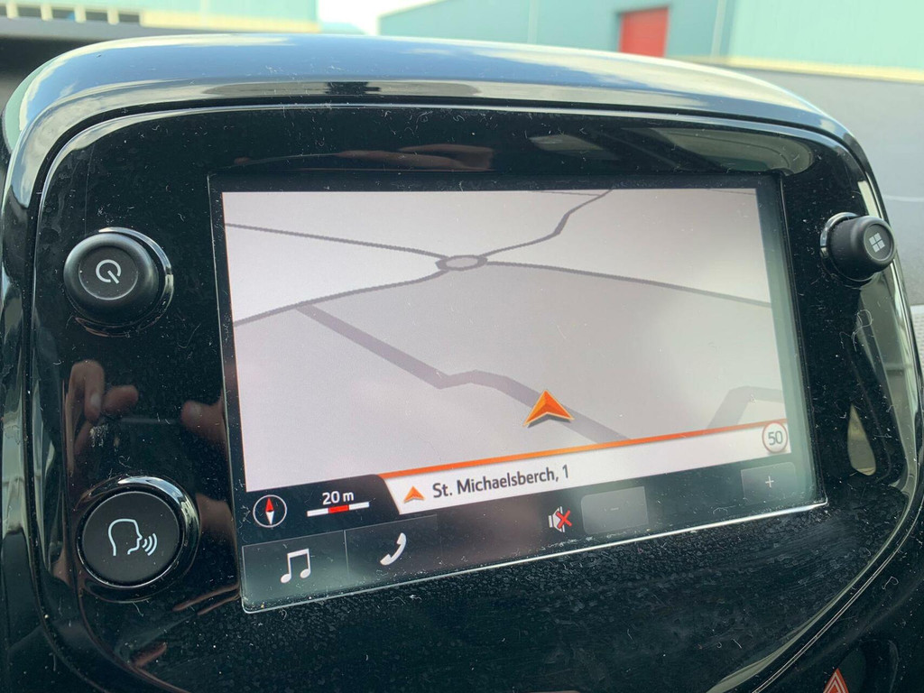 Peugeot 108 (H201HD) met abonnement
