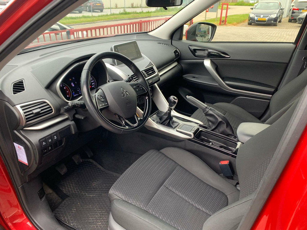 Mitsubishi Eclipse Cross (SR802V) met abonnement