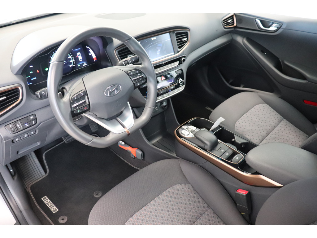 Hyundai IONIQ (ZT249L) met abonnement
