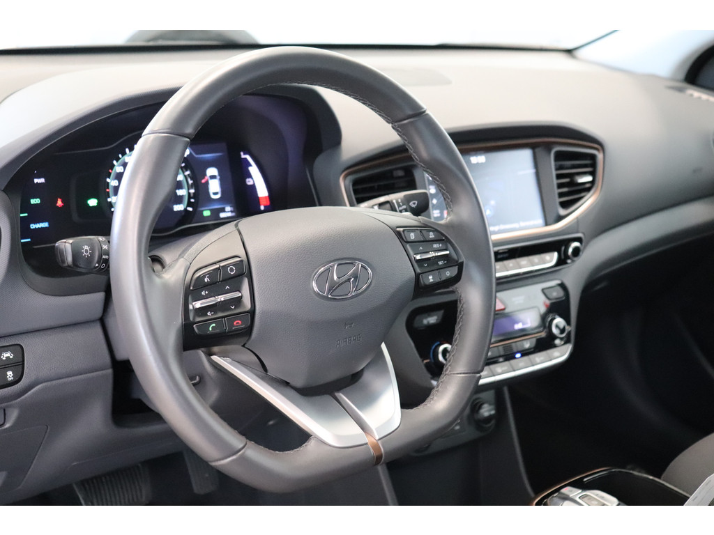 Hyundai IONIQ (ZT249L) met abonnement