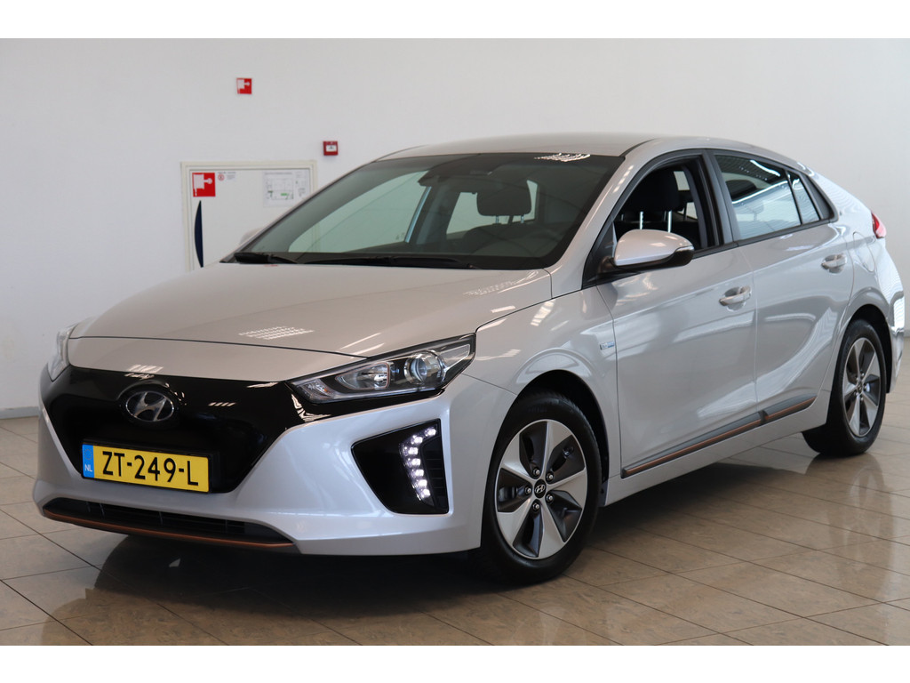 Hyundai IONIQ (ZT249L) met abonnement
