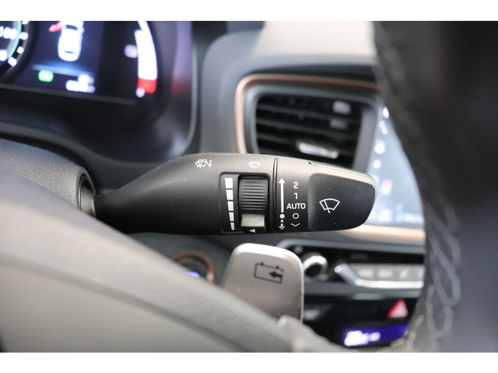 Hyundai IONIQ (ZT249L) met abonnement