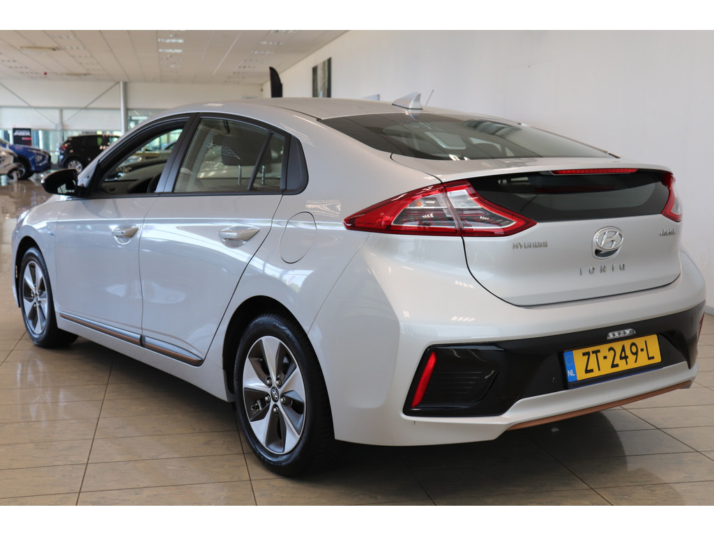 Hyundai IONIQ (ZT249L) met abonnement
