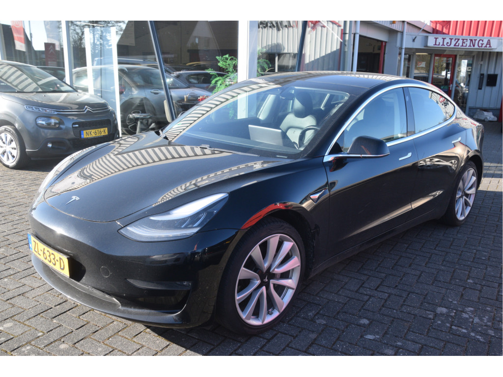 Tesla Model 3 (ZL633D) met abonnement