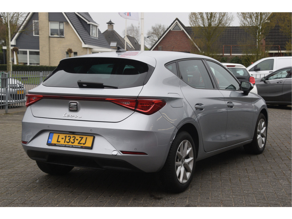 Seat Leon (L133ZJ) met abonnement