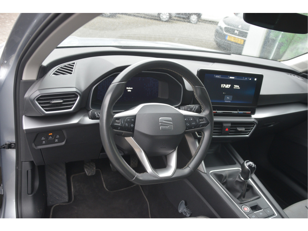 Seat Leon (L133ZJ) met abonnement