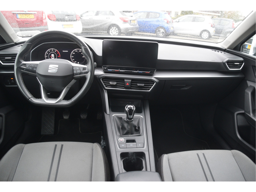 Seat Leon (L133ZJ) met abonnement