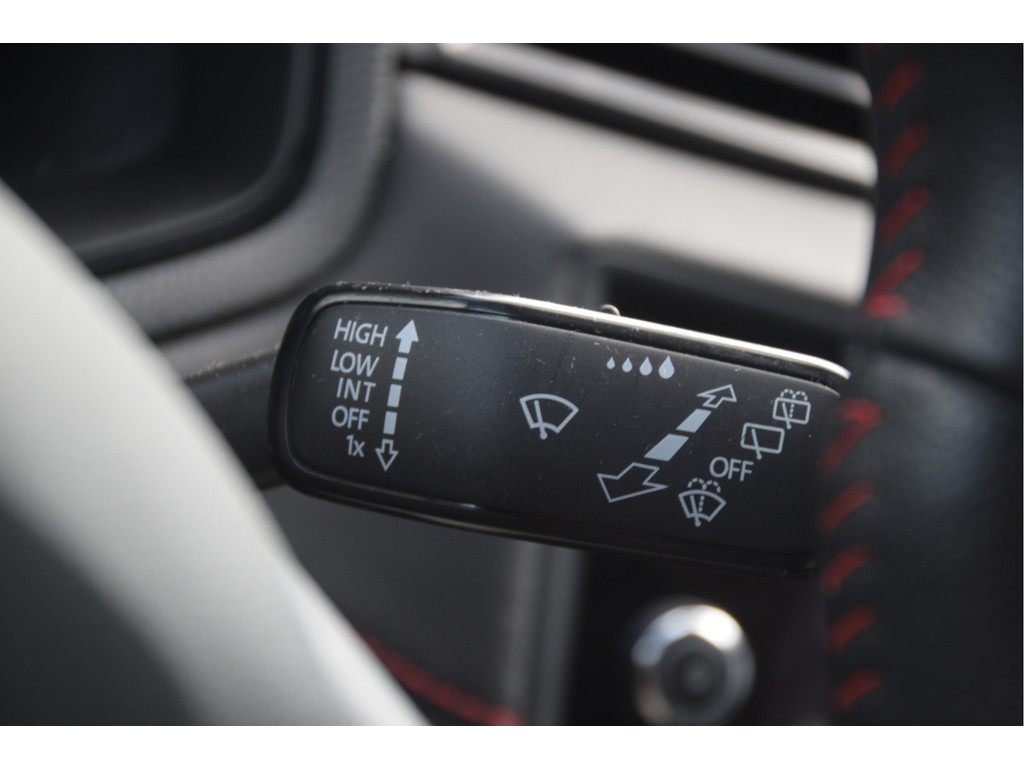 Seat Arona (G393SH) met abonnement