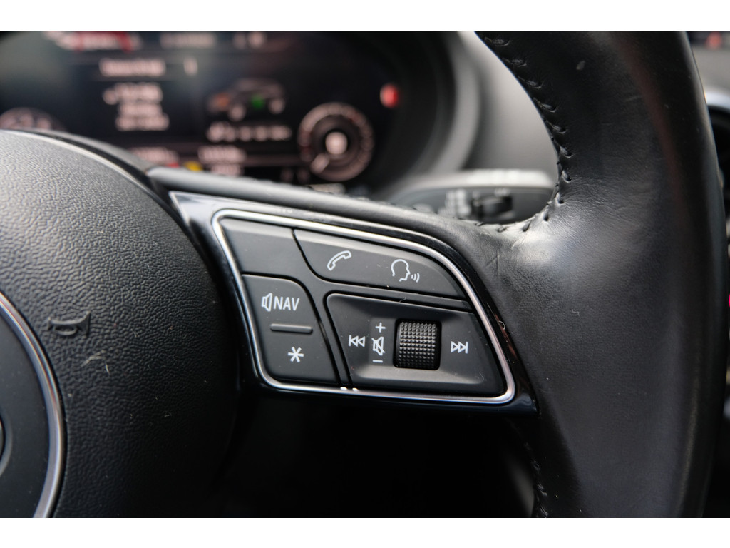 Audi A3 (NB711X) met abonnement