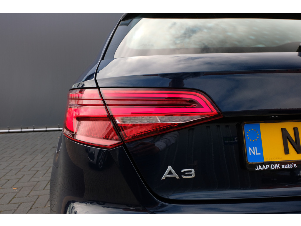 Audi A3 (NB711X) met abonnement