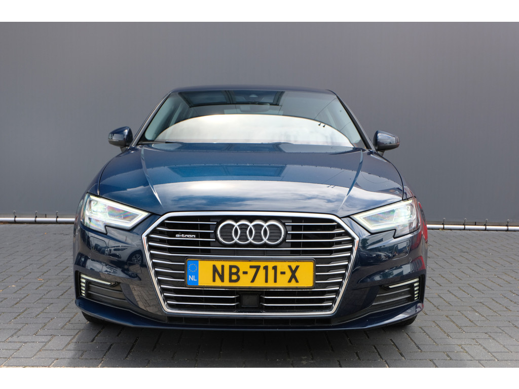 Audi A3 (NB711X) met abonnement