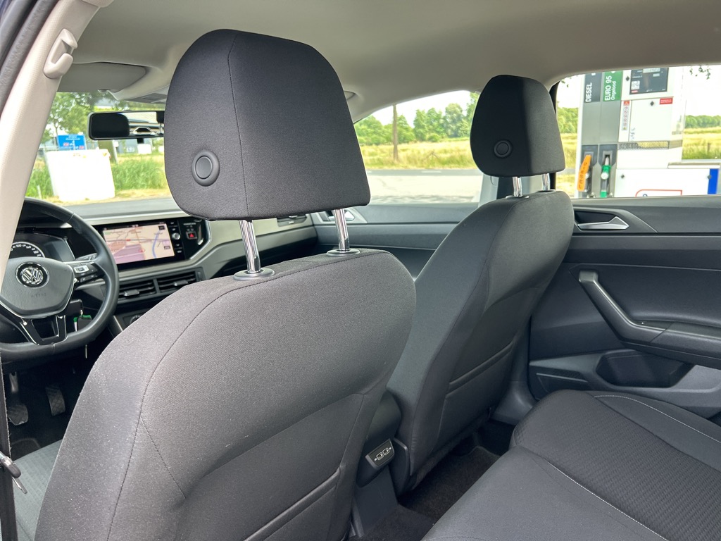 Volkswagen Polo (XR563B) met abonnement