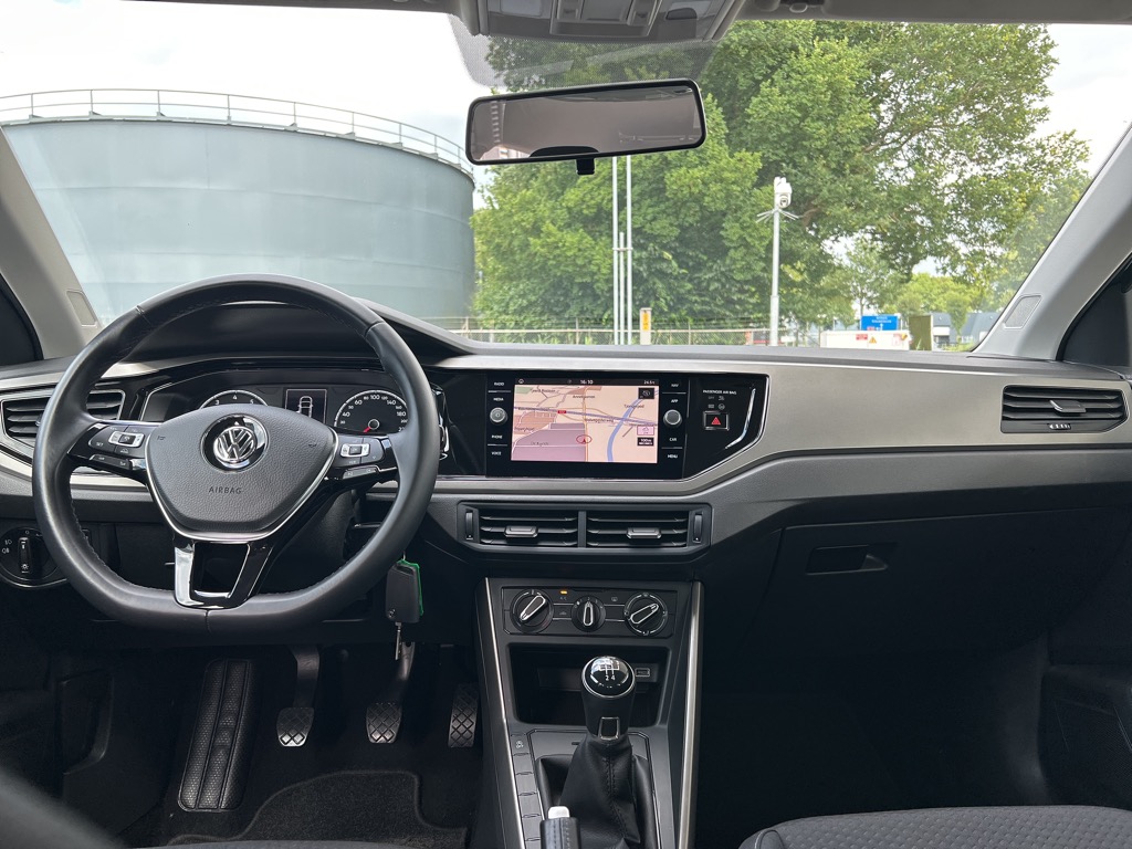 Volkswagen Polo (XR563B) met abonnement