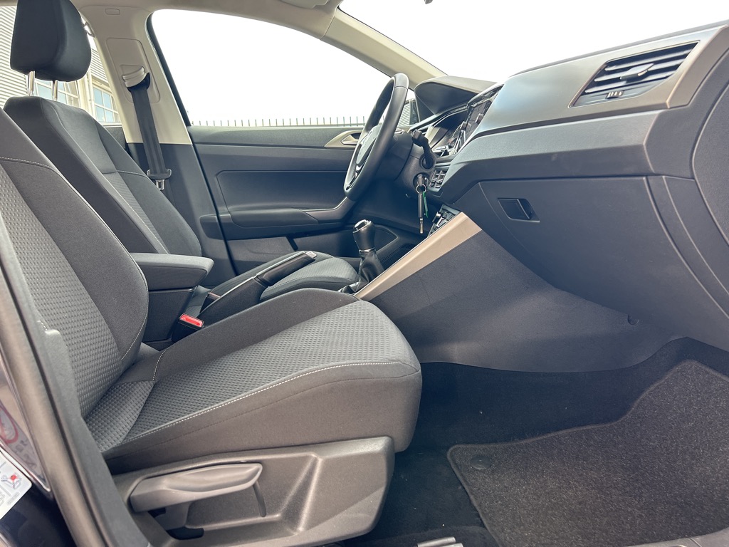 Volkswagen Polo (XR563B) met abonnement