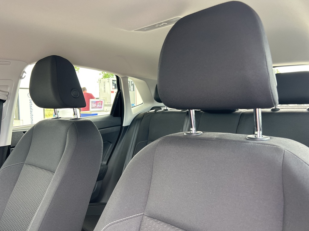 Volkswagen Polo (XR563B) met abonnement