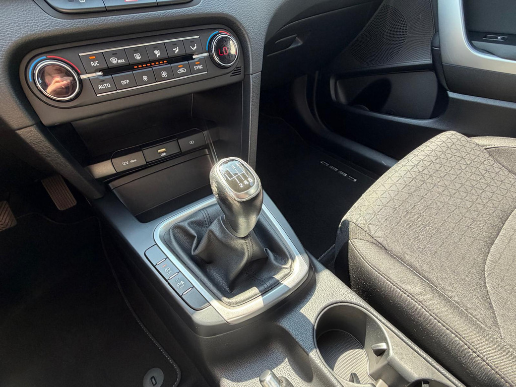 Kia Ceed (J798NH) met abonnement