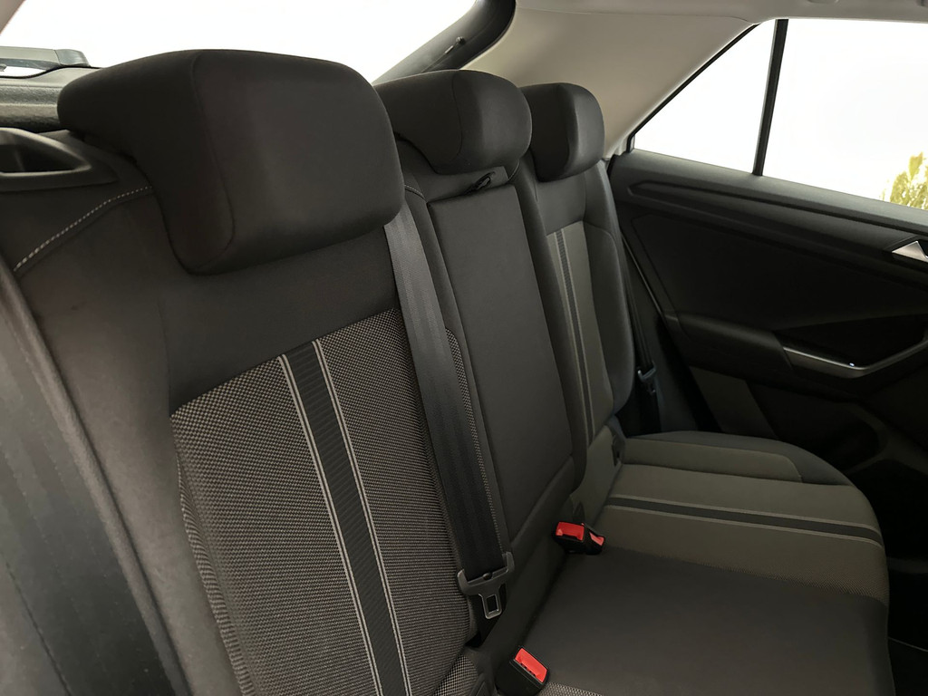 Volkswagen T-Roc (N035XD) met abonnement