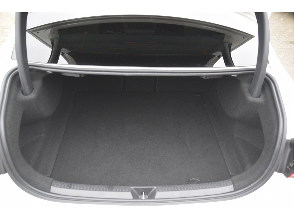 Mercedes-Benz A-Klasse (G824JJ) met abonnement