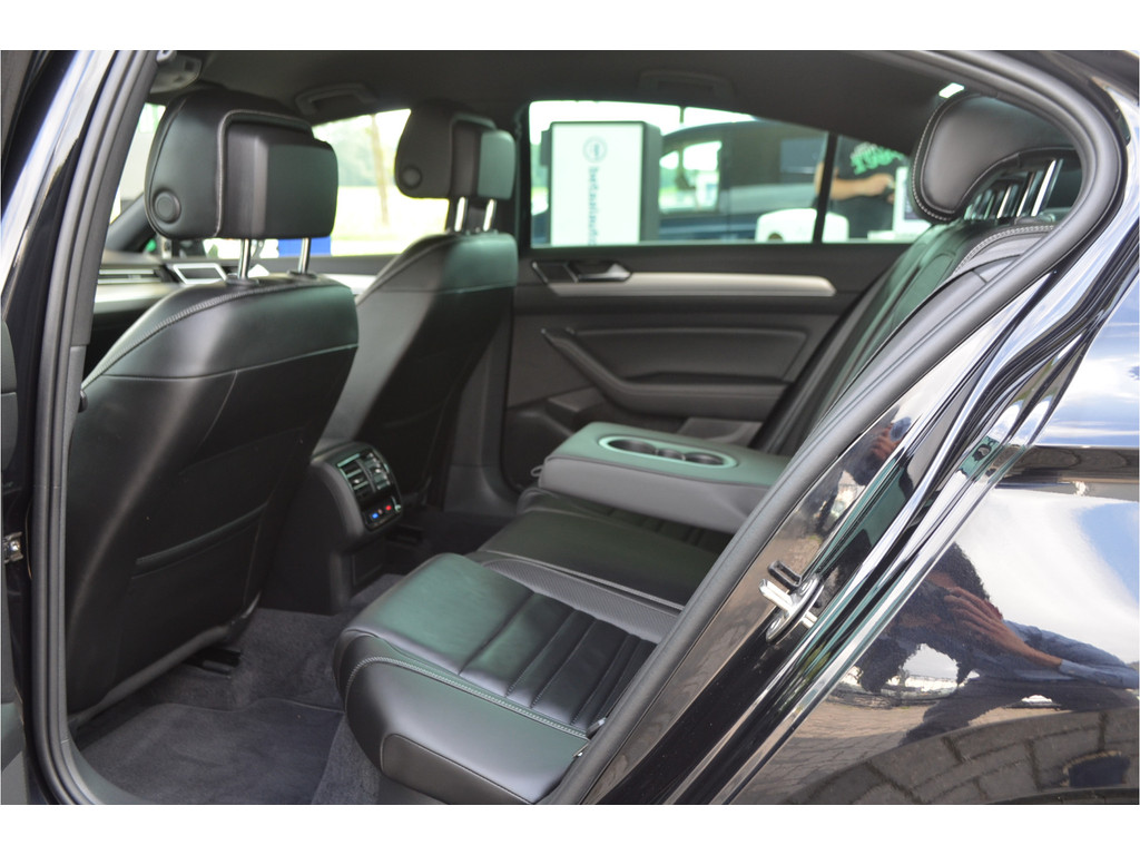Volkswagen Passat (SZ384K) met abonnement