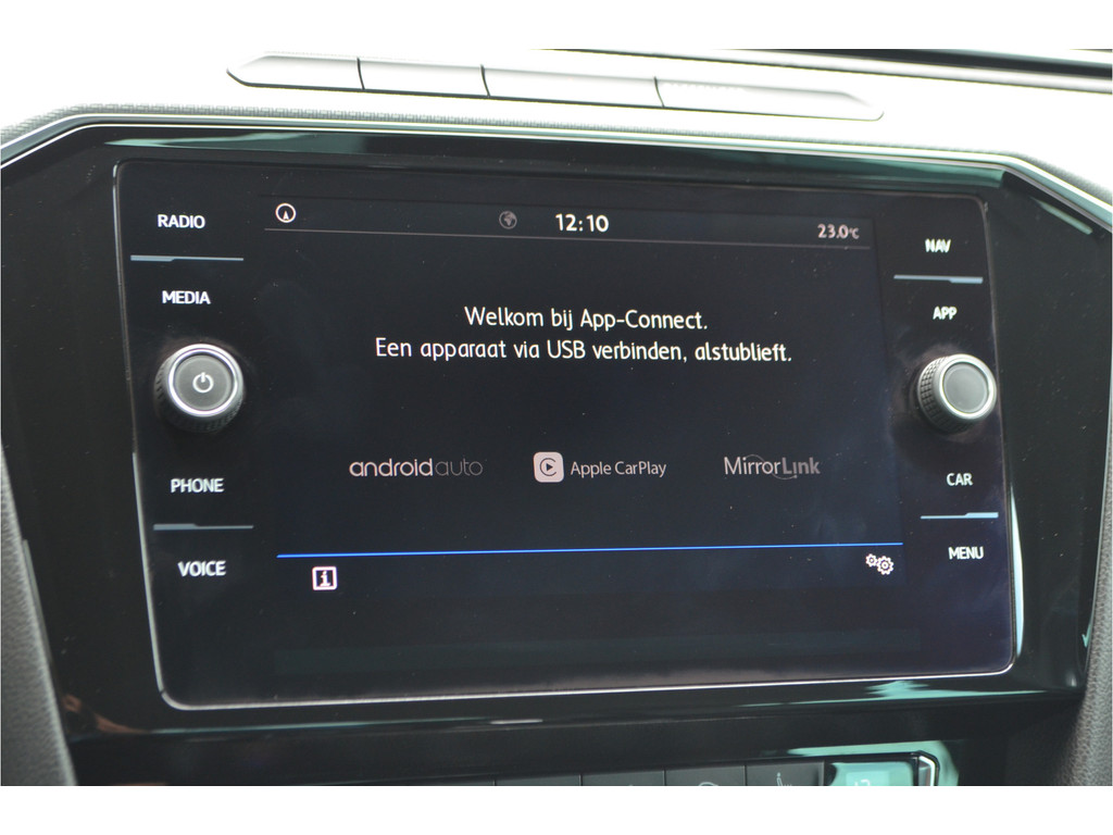 Volkswagen Passat (SZ384K) met abonnement