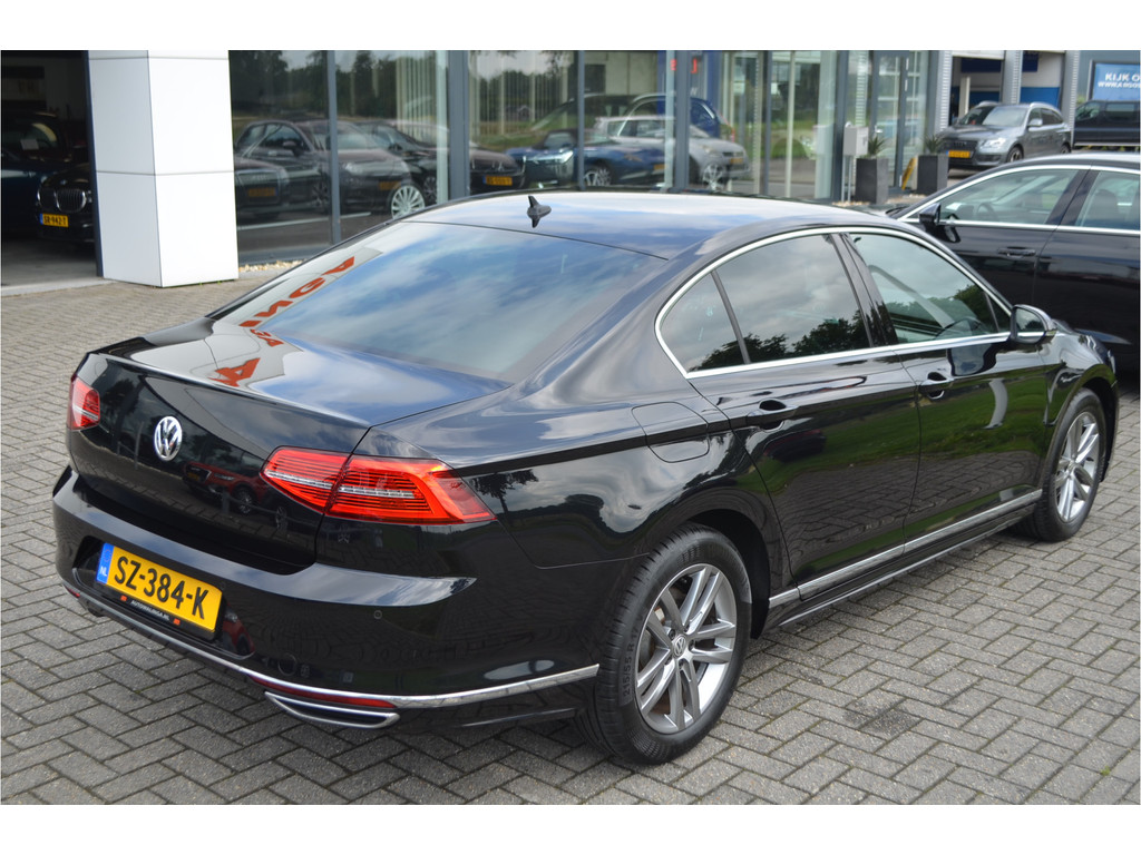 Volkswagen Passat (SZ384K) met abonnement