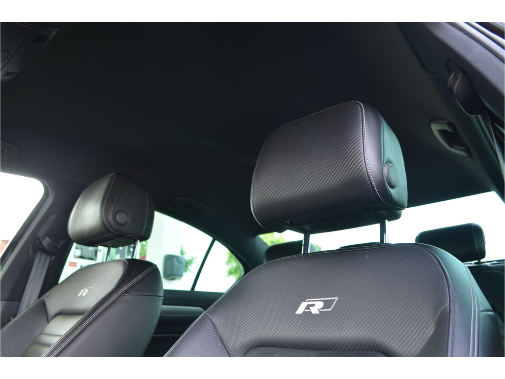 Volkswagen Passat (SZ384K) met abonnement