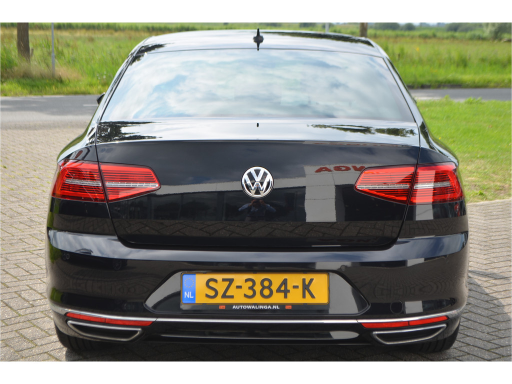 Volkswagen Passat (SZ384K) met abonnement