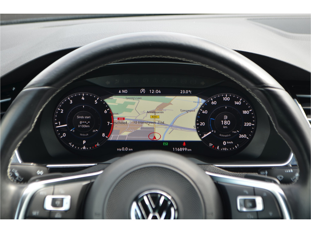 Volkswagen Passat (SZ384K) met abonnement