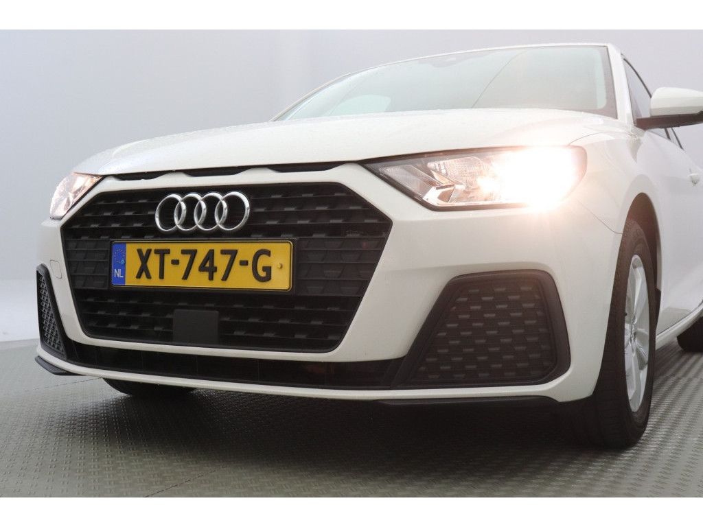 Audi A1 (XT747G) met abonnement
