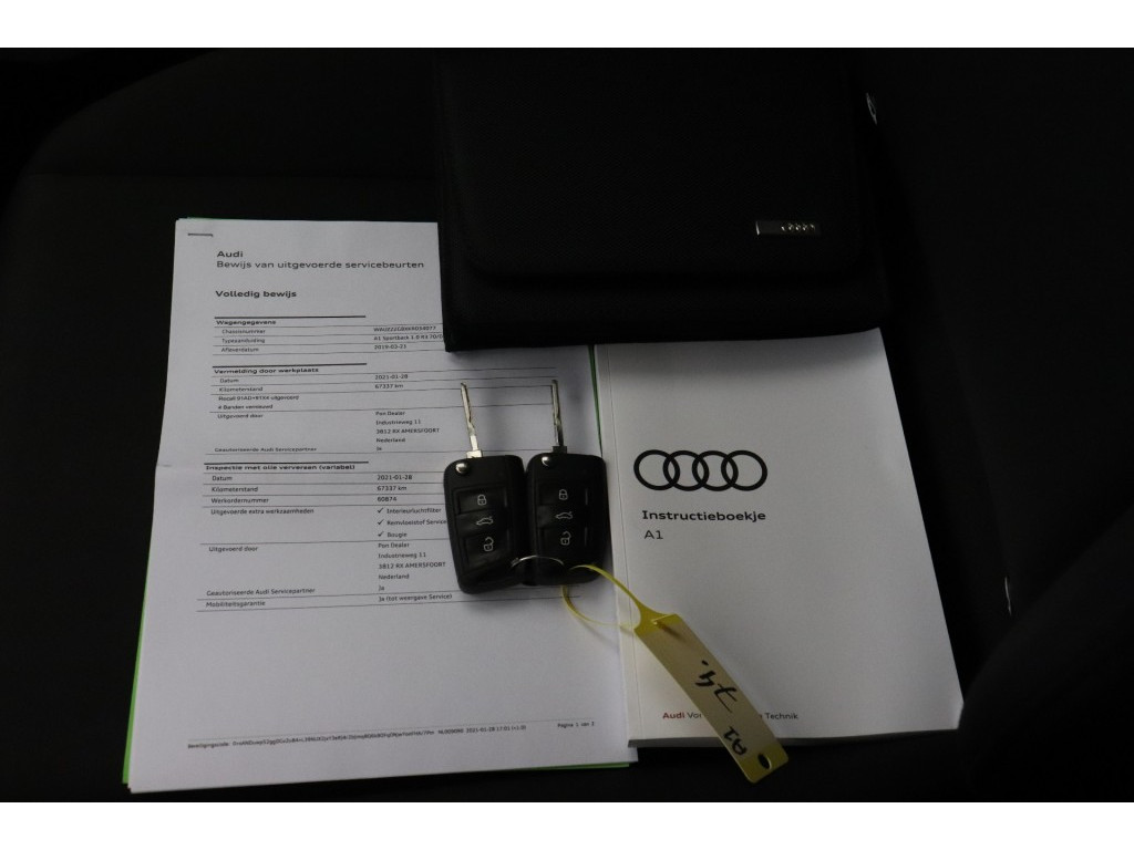Audi A1 (XT747G) met abonnement