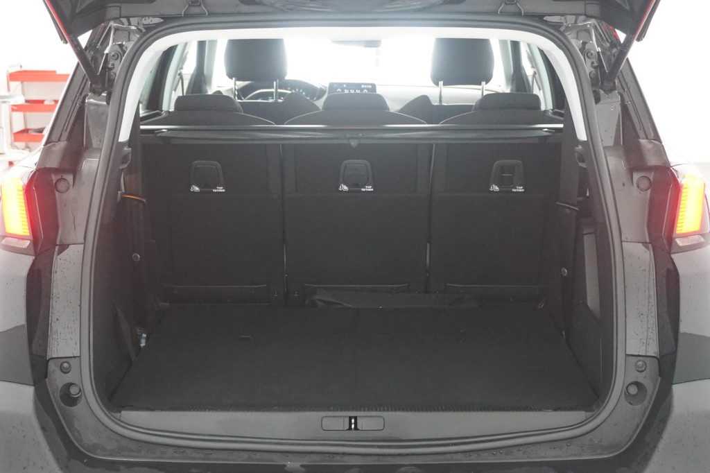 Peugeot 5008 (K304GD) met abonnement