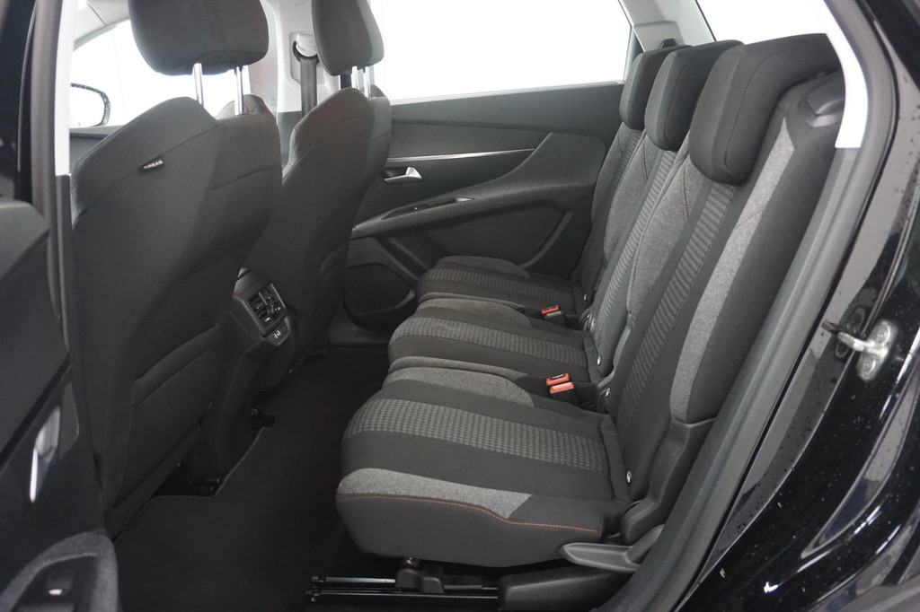 Peugeot 5008 (K304GD) met abonnement