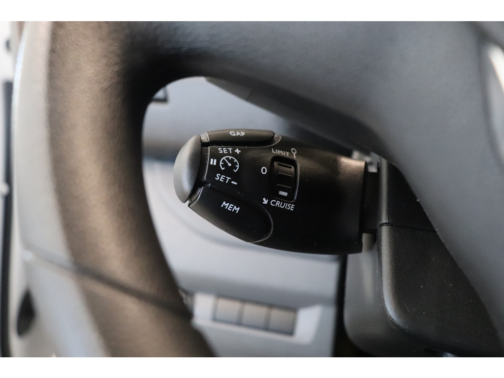 Citroën Jumpy (VKH71F) met abonnement