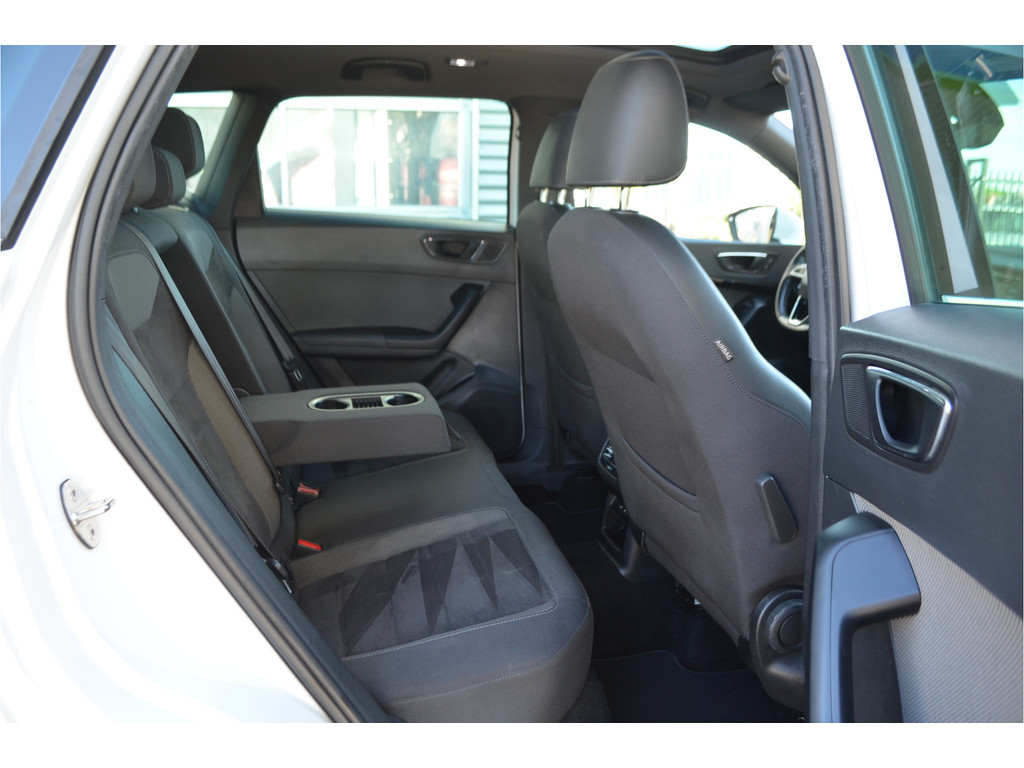 Seat Ateca (RZ628K) met abonnement