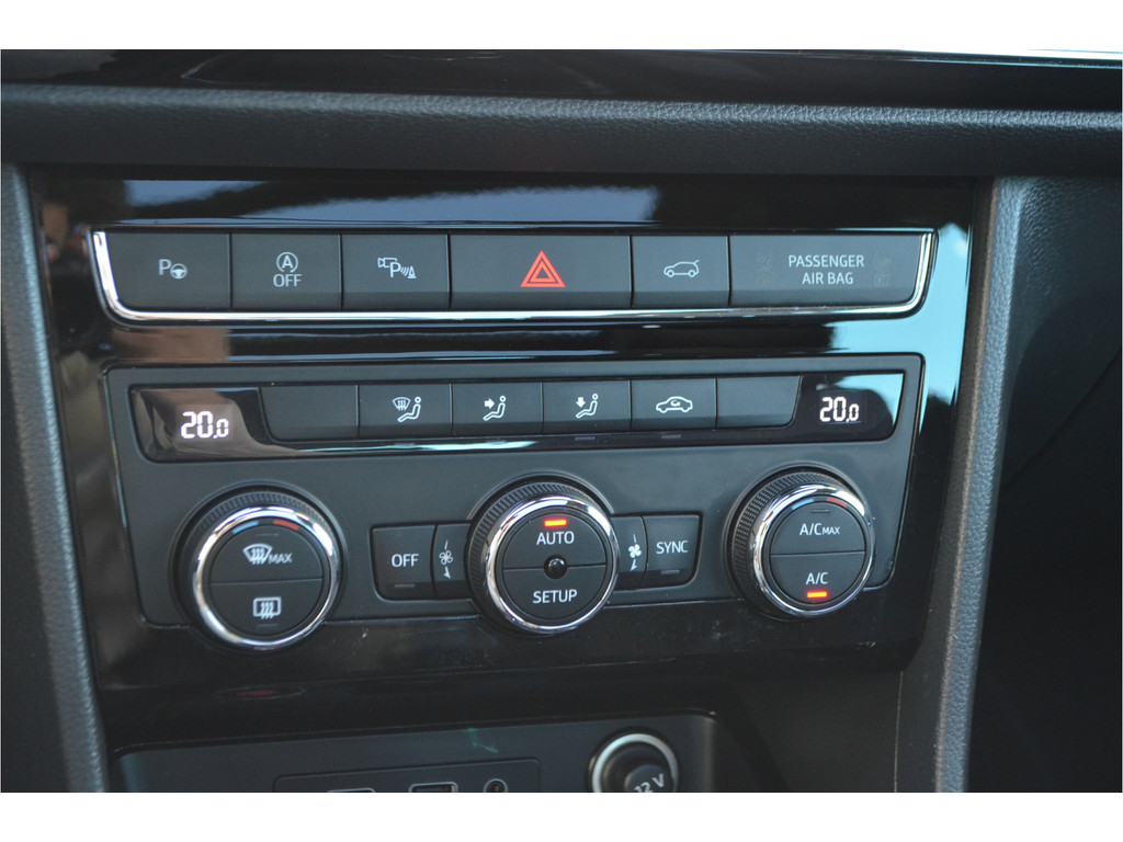 Seat Ateca (RZ628K) met abonnement