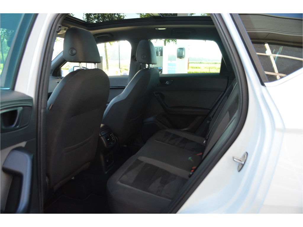 Seat Ateca (RZ628K) met abonnement