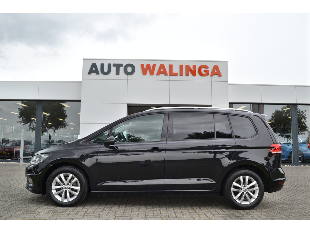 Volkswagen Touran (TB336V) met abonnement