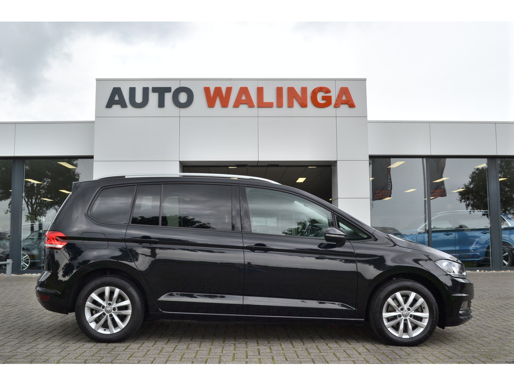 Volkswagen Touran (TB336V) met abonnement
